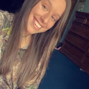 Meet your Posher, Carly